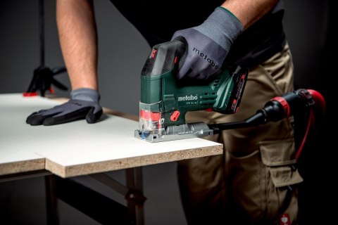 WYRZYNARKA AKUMULATOROWA 18V STB 18 L 90 0*AH METABO