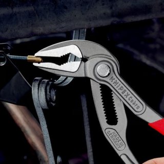 SZCZYPCE DO RUR COBRA Z WYDŁUŻONĄ SZCZĘKĄ 180MM KNIPEX